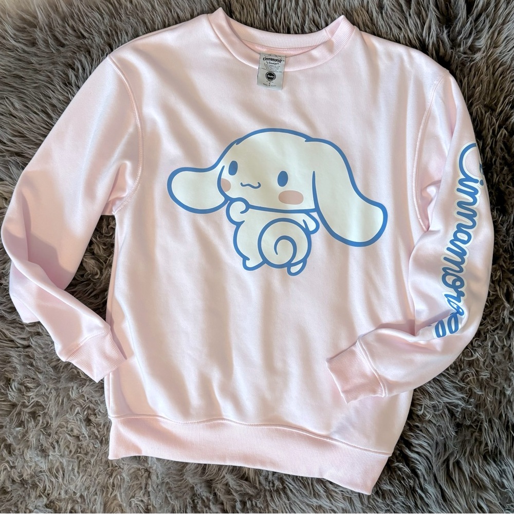 NWOT Sanrio Cinnamonroll Crewneck sweatshirt